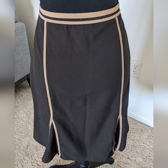 The Limited Brown and Tan Skirt, size 6 - Picture 2 of 3